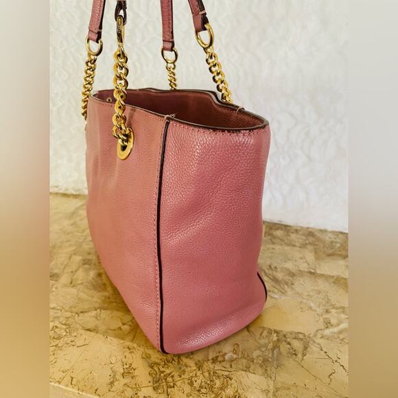 COACH Mauve pebble leather turn lock chain tote 27, shoulder bag - Picture 4 of 8